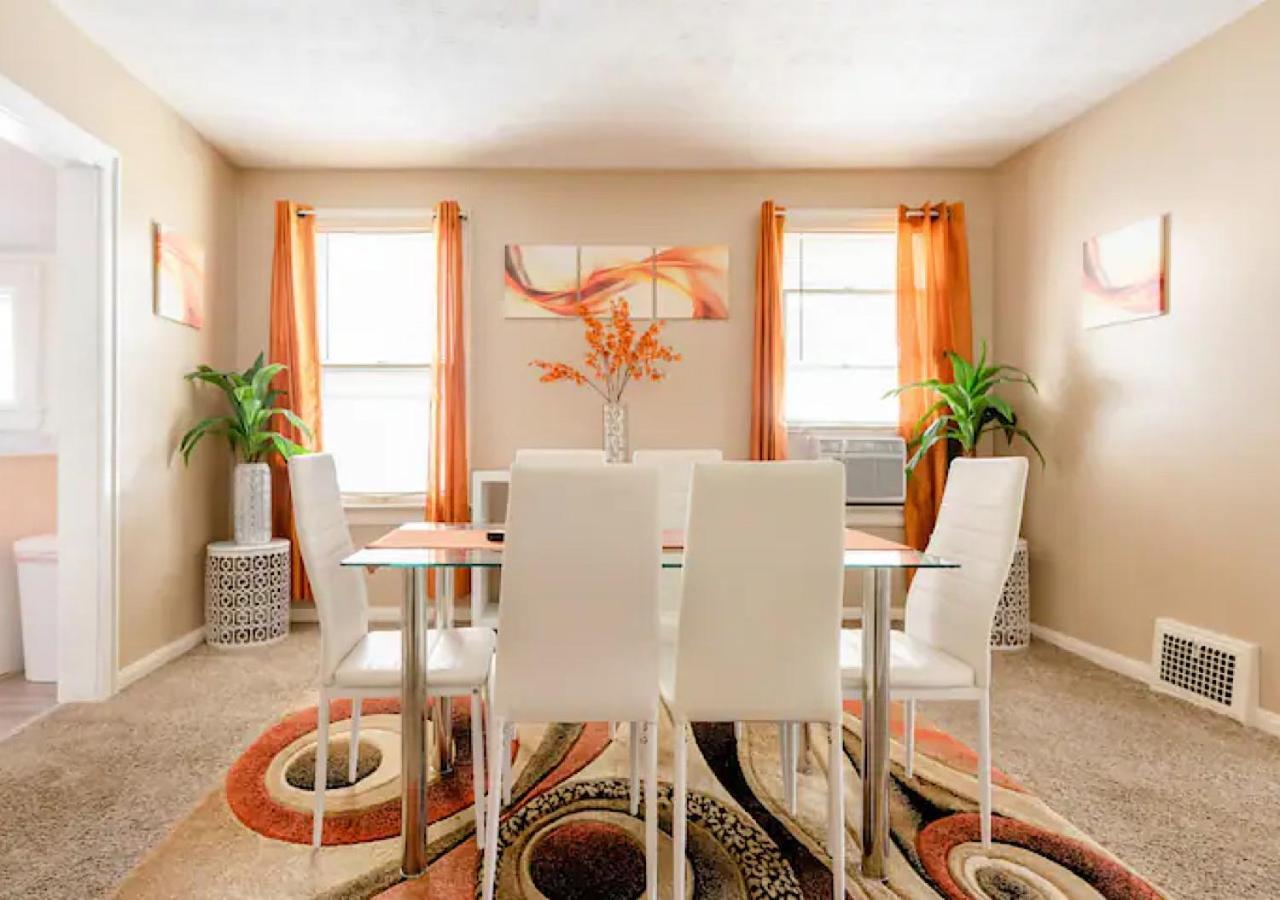 Вилла La Naranja Retreat - Cozy Duplex Near Downtown With Parking, 300 Mb Wifi & Self Check In Кливленд Экстерьер фото